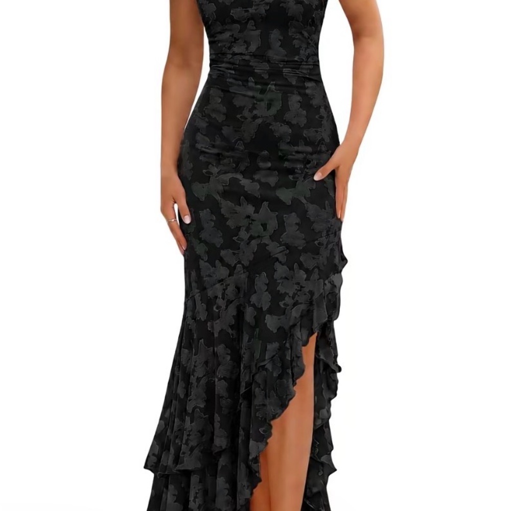 Black Floral Ruffle High-Slit Maxi Dress